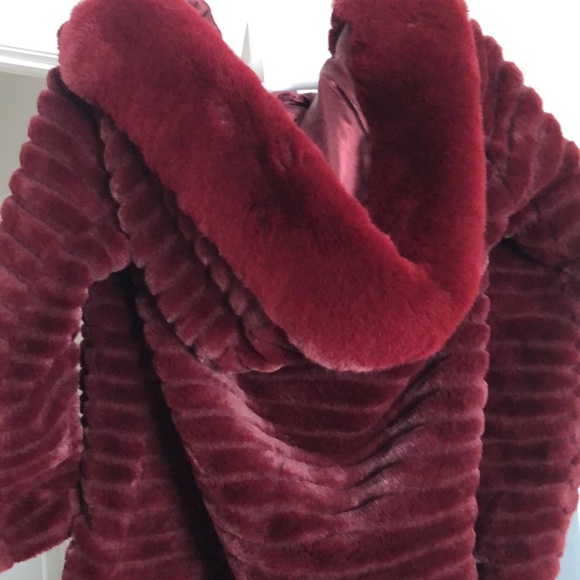 ❄️Winter Coat❄️ - Picture 4 of 4